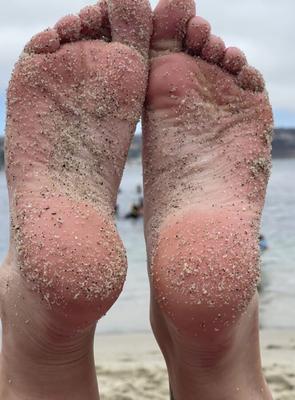 Ash’s beautiful sandy soles