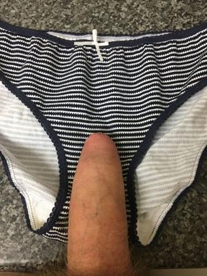 Cumming on partners dirty knickers