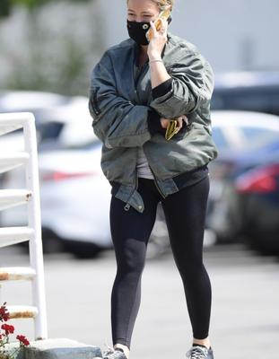 pantalon de yoga Hilary Duff