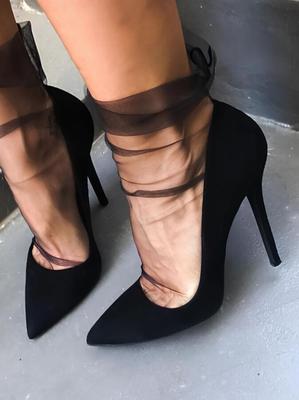 High heels shoes