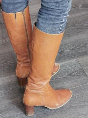 mulheres sexy usando botas