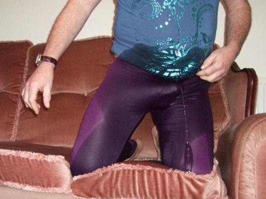 Pissing Ladies Leggings Part One