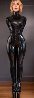 I love latex