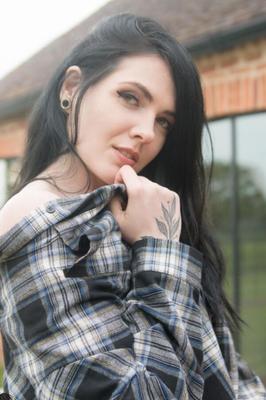 Suicide Girls - Paigerose - Justo antes del amanecer