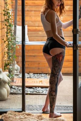 Suicide Girls - Opalenigmatique - Opale Soak