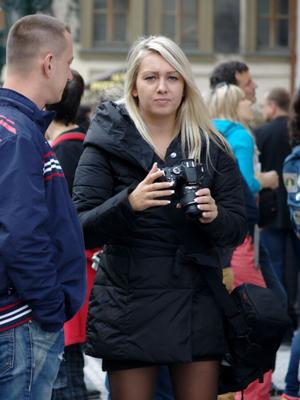 Amateur outside in pantyhose, just...wow...