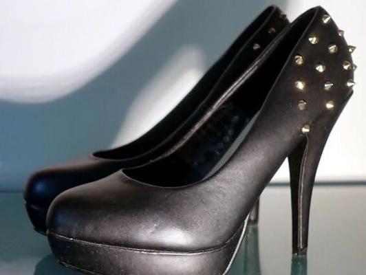 Maîtresse Escarpins Talons Femme