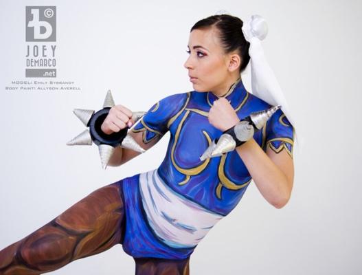 Pintura de arte corporal para cosplay de Chun Li Street Fighter