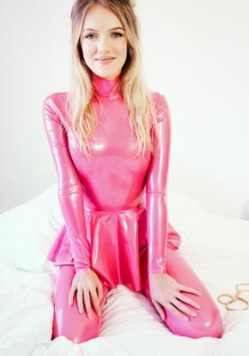 Angelia Russo rosa Latex-Barbie