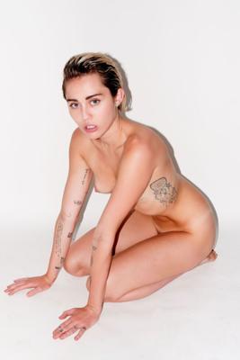 Miley Cyrus - fotos nuas - https://tinyurl/ccbc