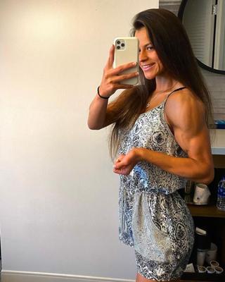 Female Muscle Fetish