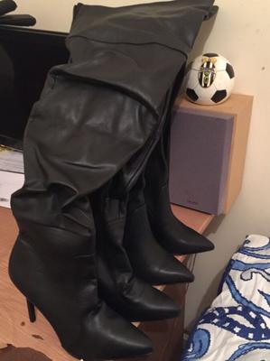 Botas sexy de cano alto para mulheres