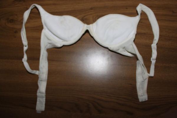 bra used of my wife HQ