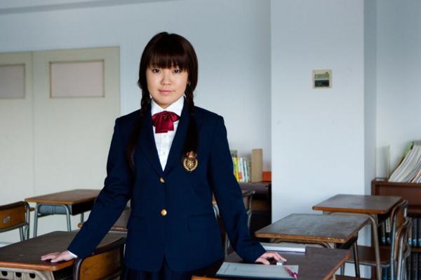 Delicioso uniforme de estudante Shibari