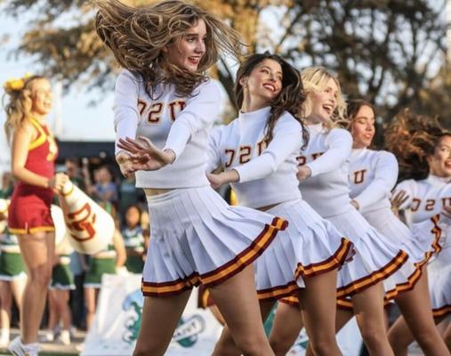 Porristas de fútbol americano universitario: semana cero (agosto)