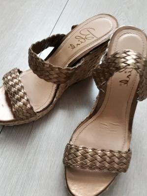 Golden high wedges