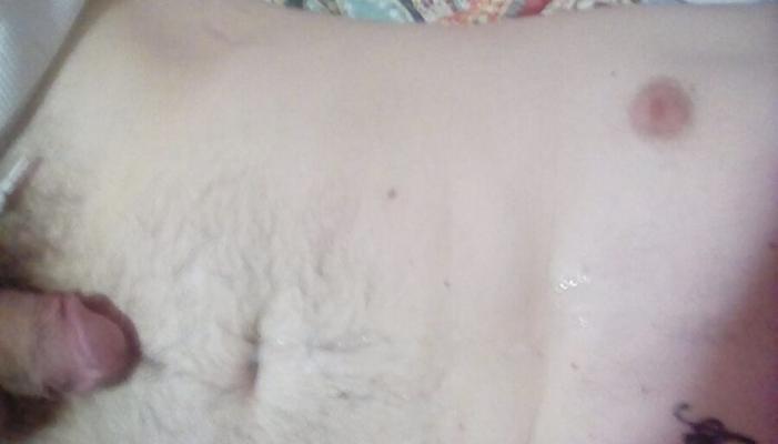 Who wants to lick the cum off my stomach