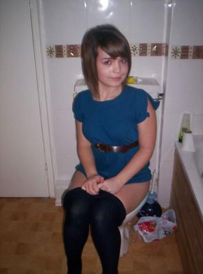 Collants sur les toilettes