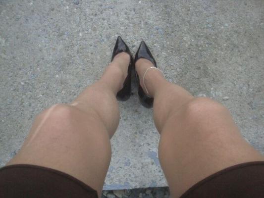 I ENJOY WEARING LADIES HIGH HEEL SHOES