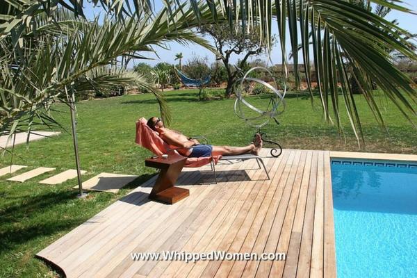 Lovely Lucy - Poolside Crop Whipping