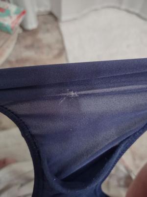 Pré Gozada na Calcinha experimentando meia-calça e lingerie para fantasia