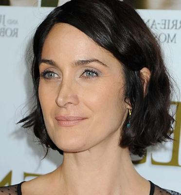 Beautiful Noses (Carrie Anne Moss)