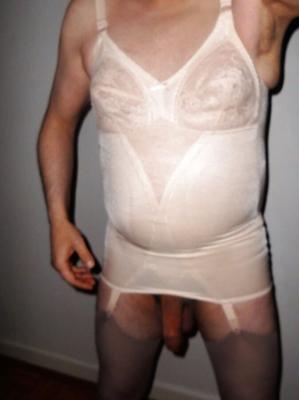 My new girdle Neues Korselett