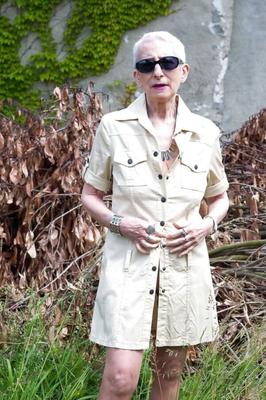 La abuela da una lluvia dorada