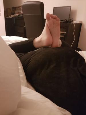 Ex candid feet/soles