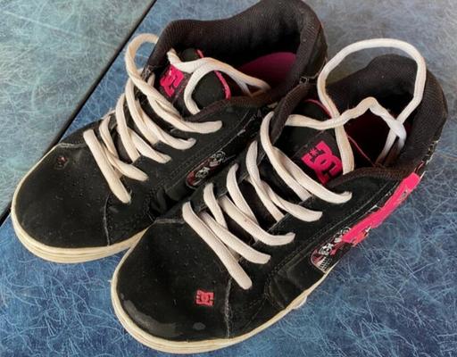 Fetichiste des DC shoes sales (Dirty shoes)