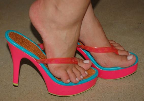 SCHUTZ Neon High Heel Platform Thongs