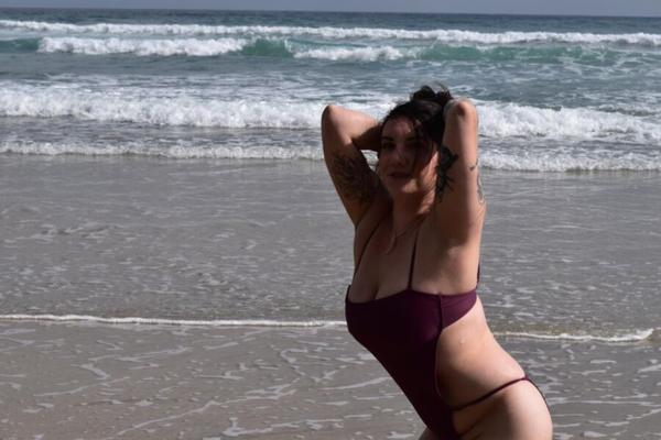 Suicide Girls - Kitanalaw - Beach Bum