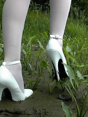 Unordentliche High Heels