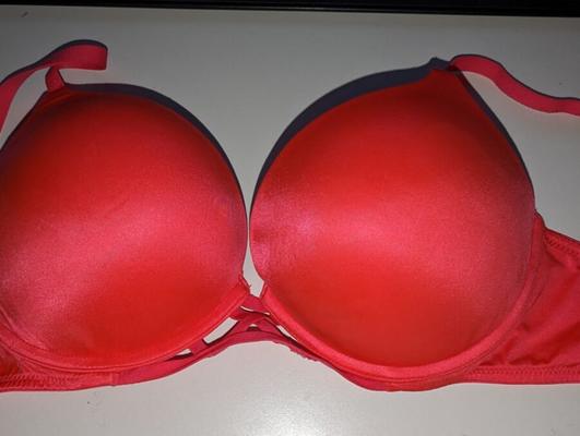 More cum on my La Senza cumrag bra