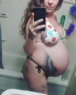 Tattooed Preggo