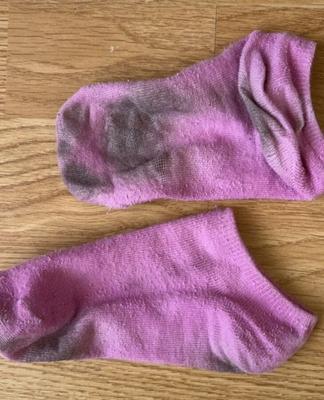 Fétichiste des chaussettes sales, coton et nylon