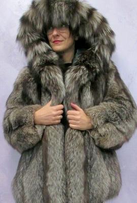 FURS  (Feeling the fur)