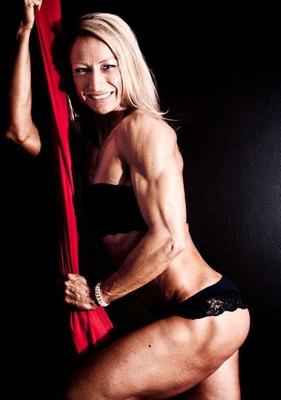 Maria Sharp! Blonde Muscles With A Great Smile!