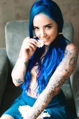 Suicide Girls - Saria - L'éveil du printemps