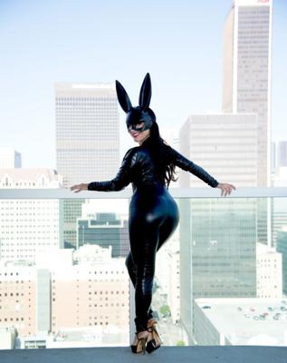 Mayra Veronica – Catsuit-Schönheit