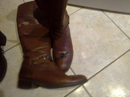 Sperme sur des bottes en cuir marron - mon travail