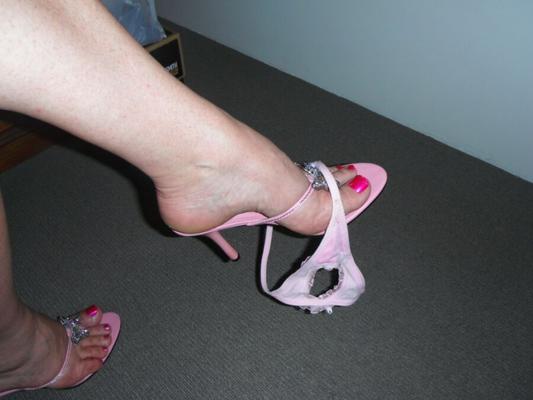 high heel thong sandals