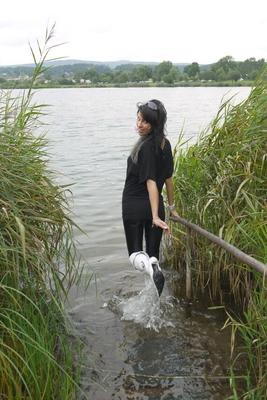 Mistress Luca - Wet white boot