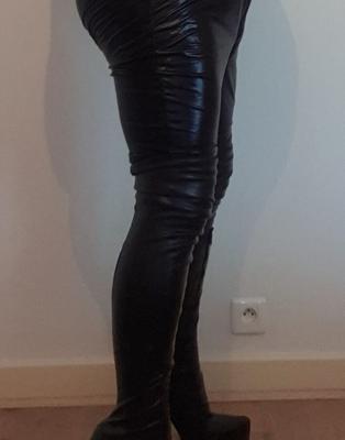 Мои новые латексные сапоги - mes nouvelles bottes latex