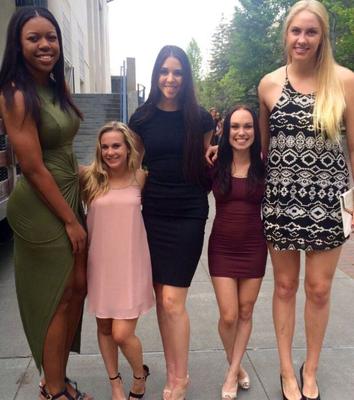 Tall & small (tall and short girls)