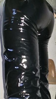 Bissex-Salon auf weißem Latex, PVC