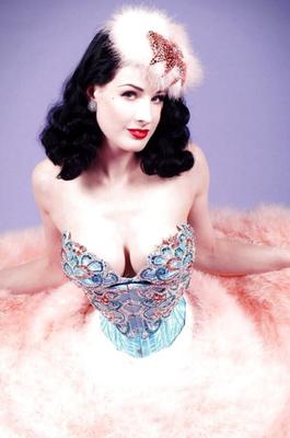 Dita Von Teese – Fetischgöttin