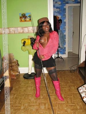 ebony in boots