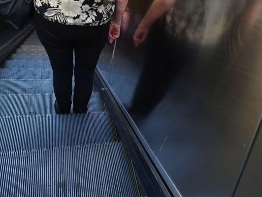 Un viaje en tren, dos mocasines maduros