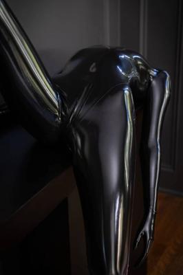 Reflective Desire Latex